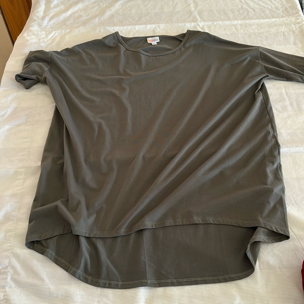 -Lularoe Classic L EUC super soft gray